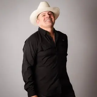 Portada de Mike Padilla