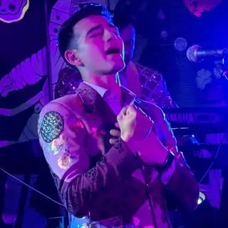 Portada de Alan Mendivil 🎤