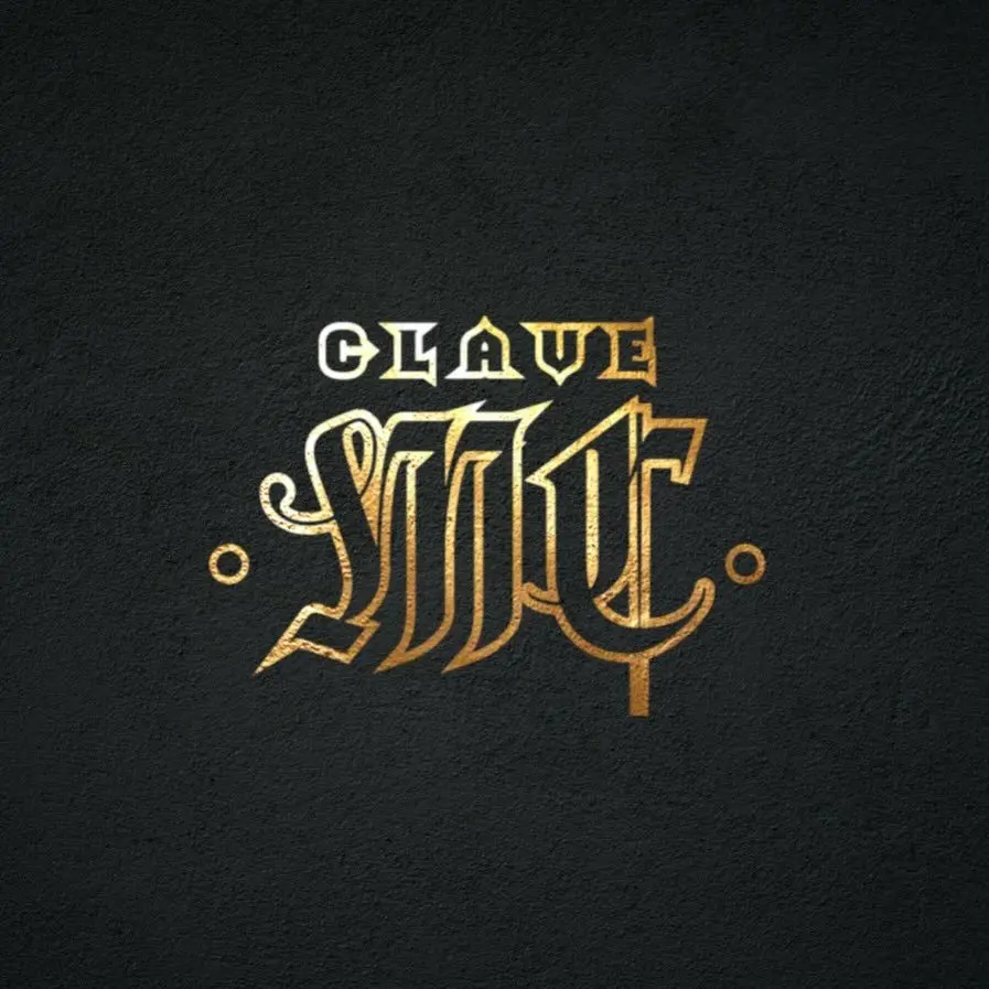 Portada de CLAVE MC ⚜️
