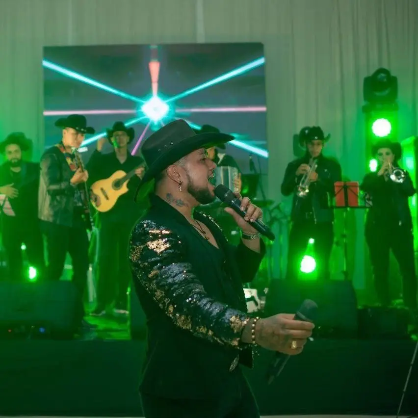 Portada de Cantante musica popular Danilo Suárez