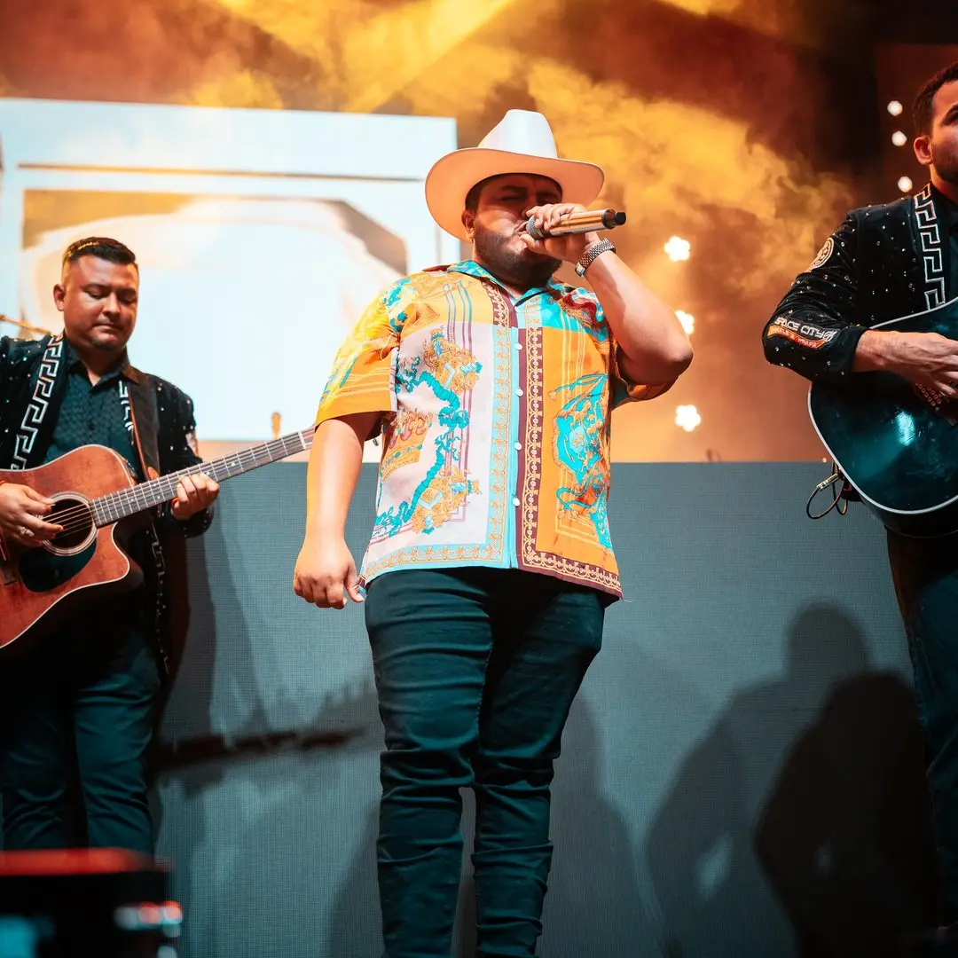 JOSUE DIAZ Y SU OPERATIVO