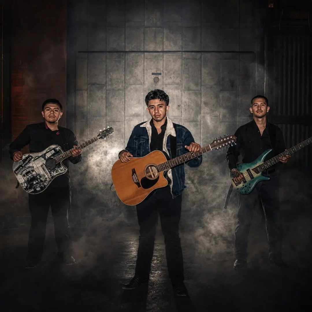 Portada de Adrián y Los de la Perla