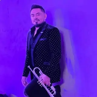 Portada de Nestor Herrera
